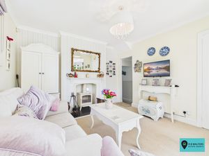 Sitting Area- click for photo gallery